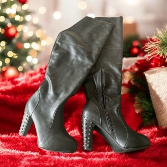 Torrid Studded Heel Over The Knee Boots. Never Worn - Picture 1 of 7